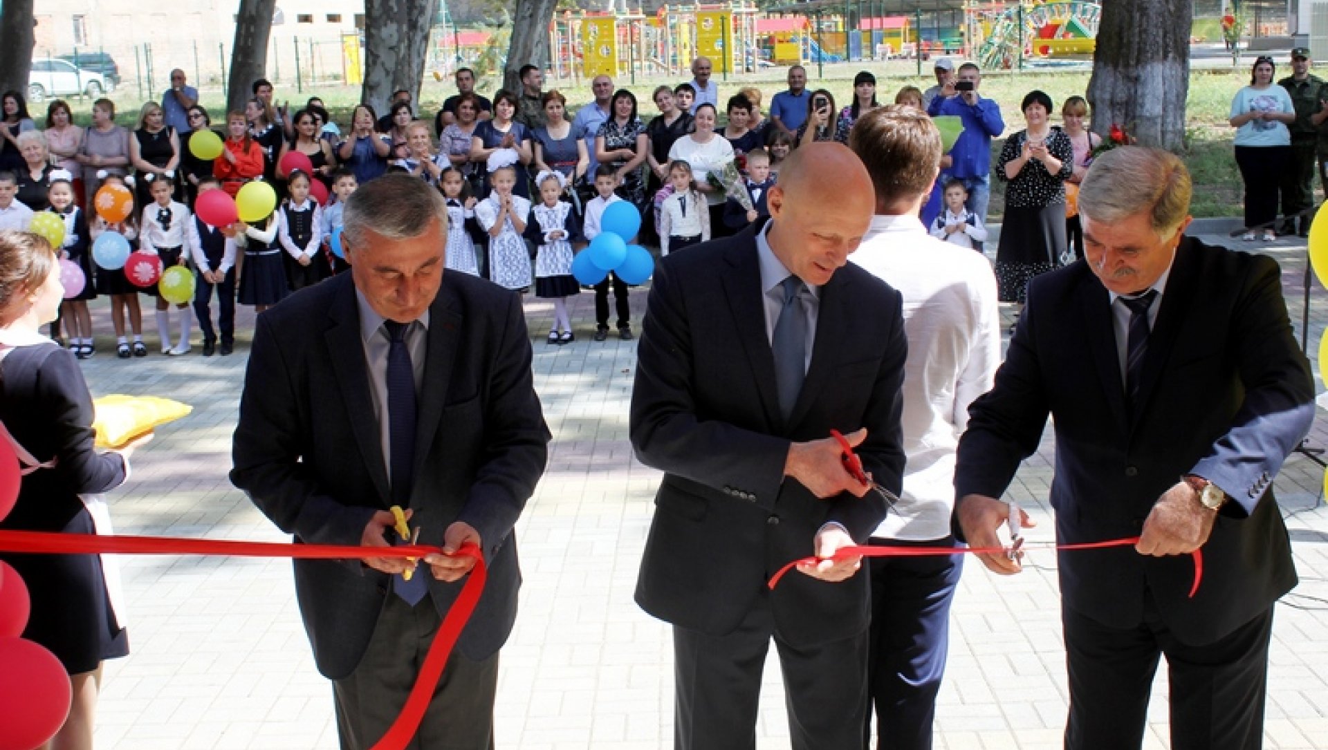 Эрик Пухаев: «Жители района получили лучшую школу»