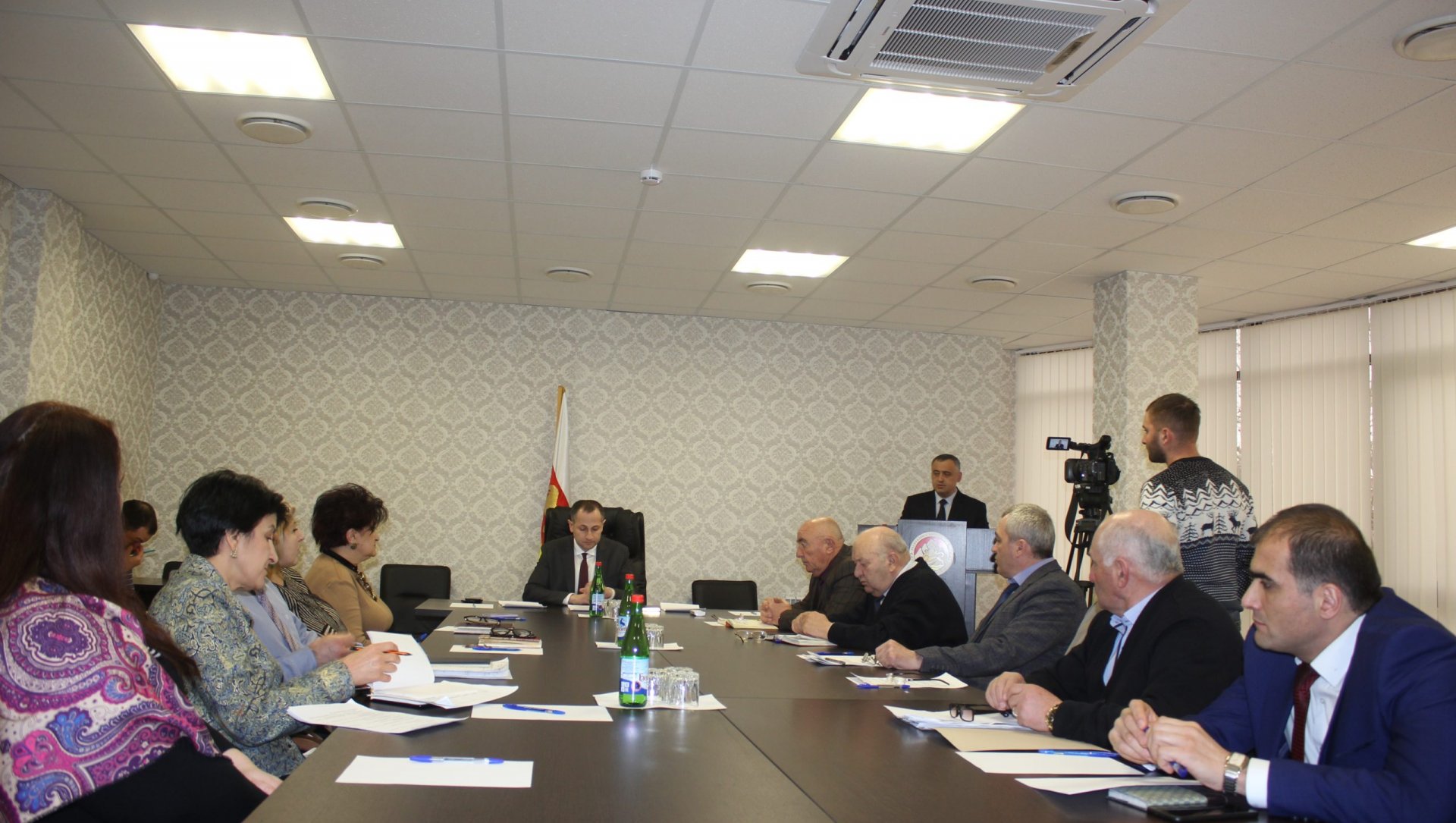 Геннадий Бекоев принял участие в отчетном собрании Комитета по налогам и сборам