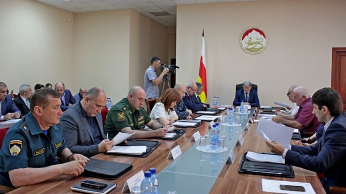 Об изменениях в госбюджете, национальном пантеоне, порядке регулирования тарифов