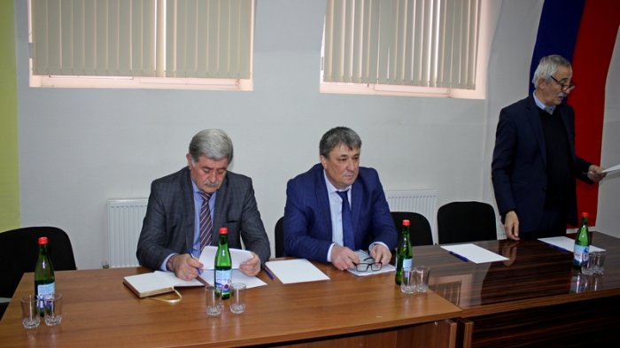 Эрик Пухаев: «Главная задача - поддержать сельхозпроизводителя»