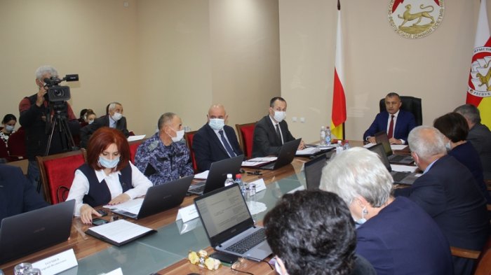 О нормах питания в учреждениях системы исполнения наказаний, стимулирующих выплатах, выходных днях