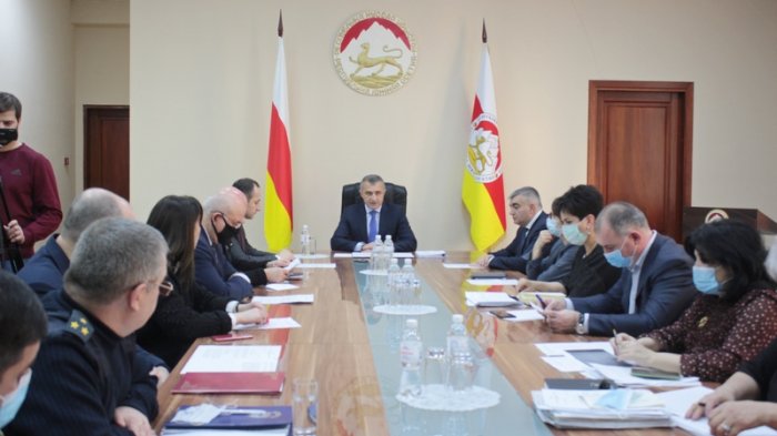 О кадровых назначениях, изменениях в налоговом законодательстве, порядке установления инвалидности