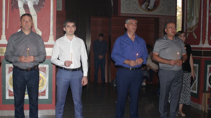 Константин Джуссоев принял участие в Поминальном богослужении по жертвам войны 08.08.08