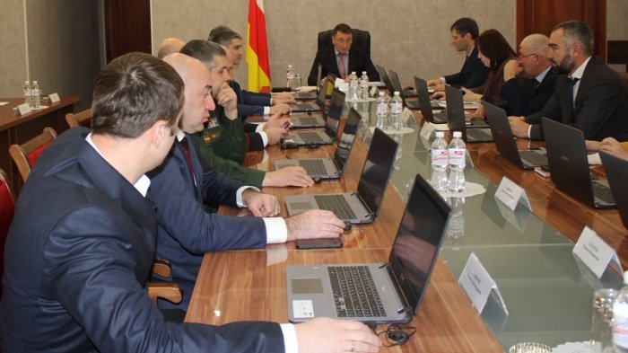 О законотворческой деятельности