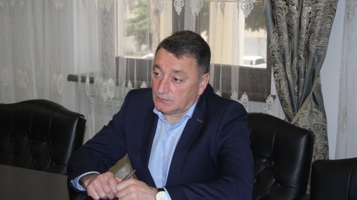 Константин Джуссоев поздравил коллектив Госкомимущества с 30-летием со дня образования ведомства