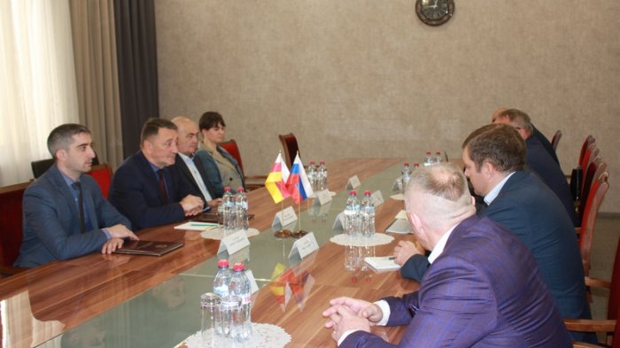 Константин Джуссоев: «Развитие горной отрасли может стать локомотивом экономики республики»