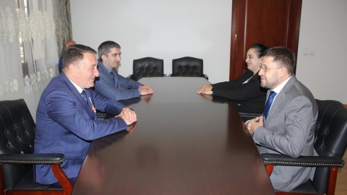 Константин Джуссоев встретился с Кириллом Федоровым