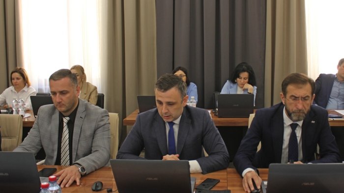 Об изменениях в правовых актах, касающихся социального обеспечения