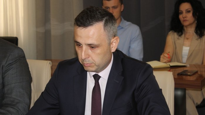 О некоторых вопросах государственной гражданской службы