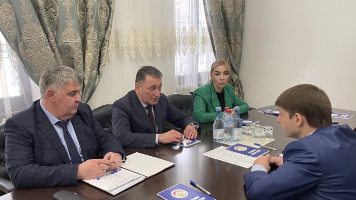 Константин Джуссоев встретился с Дмитрием Беспаловым