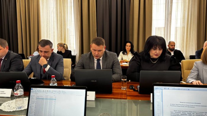 В Правительстве обсудили поправки в Закон об образовании