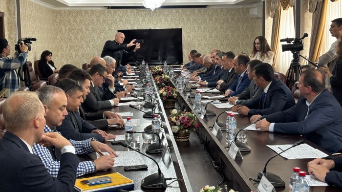 Совещание по вопросам взаимодействия с Республикой Южная Осетия в сфере инвестиционного сотрудничества   