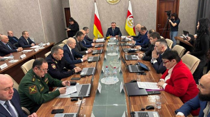 О поддержке частных школ