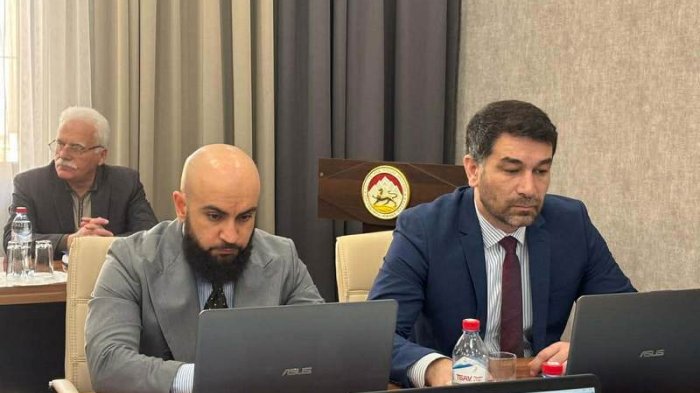 Одобрены надбавки к окладам работников театра