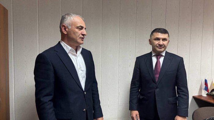 Сослан Маргиев  представил коллективу Министерства сельского хозяйства и продовольствия нового руководителя
